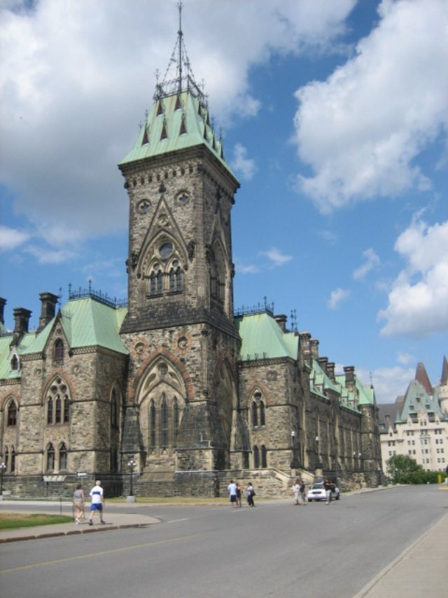 parlimenthill2.jpg